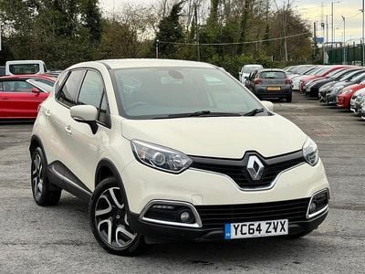 Cream Used 2014 Renault Captur Dynamique SUV | £3,995 (Good price)