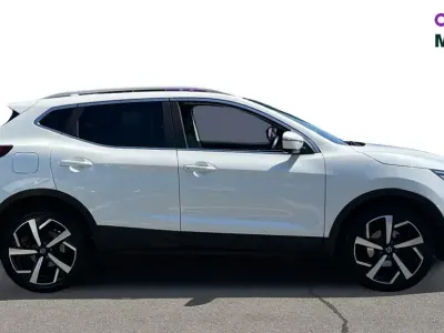 Used Nissan Qashqai Tekna 140 HP (102 kW) 2019 White SUV