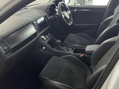 Used Skoda Kodiaq SportLine 190 HP (139 kW) 2023 White SUV