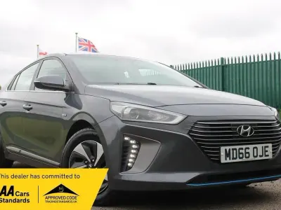 Begagnad Hyundai Ioniq Premium 141 HK (103 kW) 2017 Grå Halvkombi