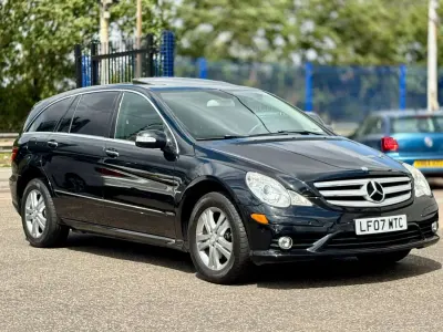 Used Mercedes R350 SE 272 HP (200 kW) 2007 Black Estate