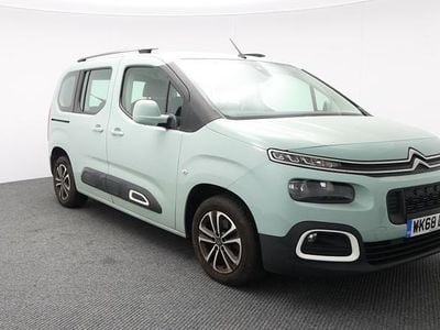 Used Citroën Berlingo Flair 130 HP (95 kW) 2018 Green MPV