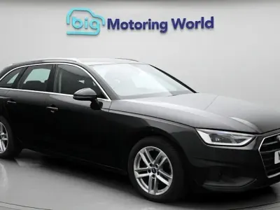 Begagnad Audi A4 Comfort 190 HK (139 kW) 2021 Svart Kombi