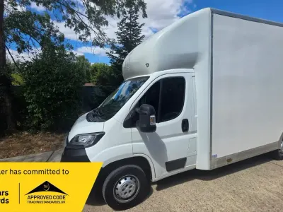 Used Peugeot Boxer 165 HP (121 kW) 2021 White Van