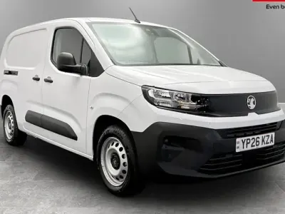 Nouă Vauxhall Combo 102 CP (75 kW) 2026 Monovolum