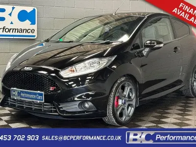 Usado Ford Fiesta ST 2017 Negro Utilitario