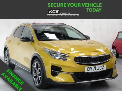 Usado Kia XCeed 158 HP (116 kW) 2021 Amarelo SUV