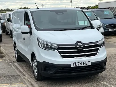 Used Renault Trafic 2025 White MPV
