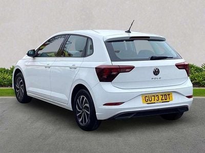 Used VW Polo Life 95 HP (69 kW) 2023 White Hatchback