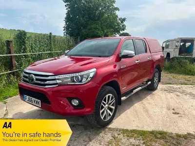 Käytetty Toyota HiLux