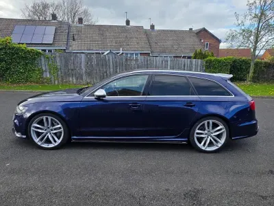 Used Audi RS6 Performance 560 HP (411 kW) 2013 Blue Estate