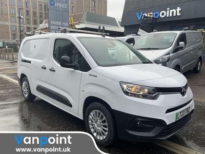 White Used 2023 Toyota Proace MPV | £13,999