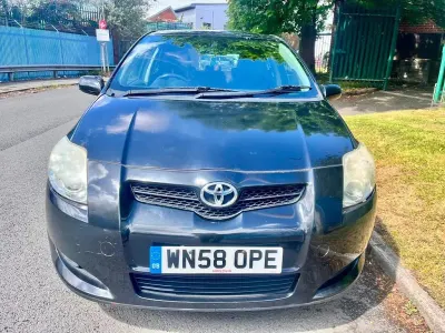 Used Toyota Auris 124 HP (91 kW) 2008 Black Hatchback