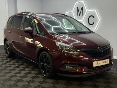 Used Vauxhall Zafira SRi 140 HP (102 kW) 2018 Red MPV
