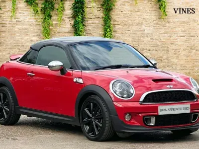 Begagnad Mini Cooper S 181 HK (133 kW) 2012 Röd Halvkombi