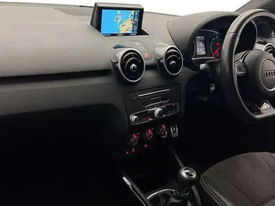 Used Audi A1 Black Edition 123 HP (90 kW) 2018 White Hatchback