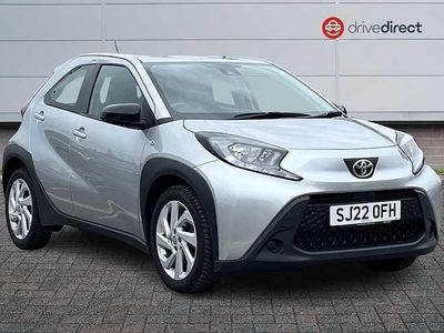 Used Toyota Aygo X PURE 72 HP (52 kW) 2022 Silver SUV