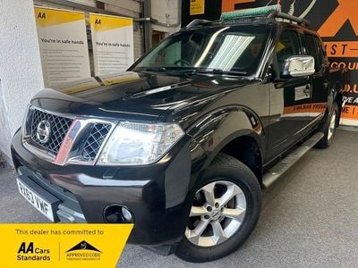 Used Nissan Navara Tekna 190 HP (139 kW) 2013 Black Pickup