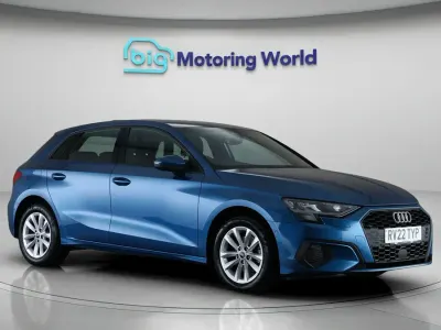 Używany Audi A3 150 KM (110 kW) 2022 Niebieski Sedan/Limuzyna