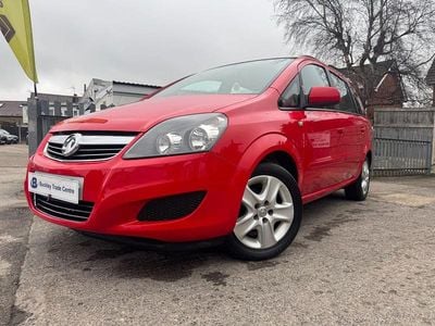 Used Vauxhall Zafira 120 HP (88 kW) 2014 Red MPV