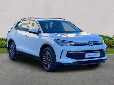 New VW Tiguan Life 150 HP (110 kW) 2025 White SUV