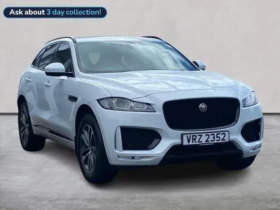 Begagnad Jaguar F-Pace Chequered Flag 180 HK (132 kW) 2019 Vit SUV
