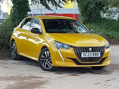 Used Peugeot 208 Allure+ 100 HP (73 kW) 2023 Yellow Hatchback