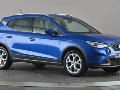 Begagnad Seat Arona FR 110 HK (80 kW) 2022 Blå SUV