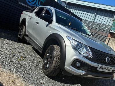 Usado Fiat Fullback Cross 180 HP (132 kW) 2018 Cinzento Pickup