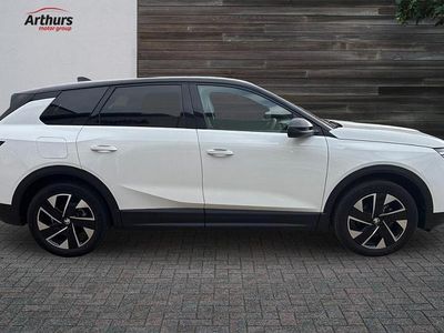 Used Vauxhall Grandland X Ultimate 134 HP (98 kW) 2025 White SUV