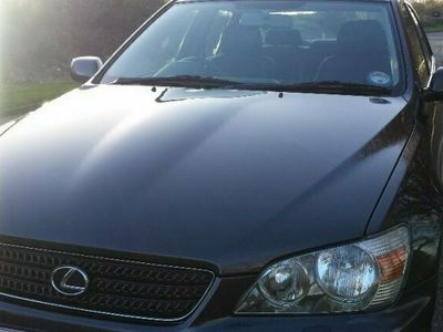 Used Lexus IS200 153 HP (112 kW) 2002 Sedan