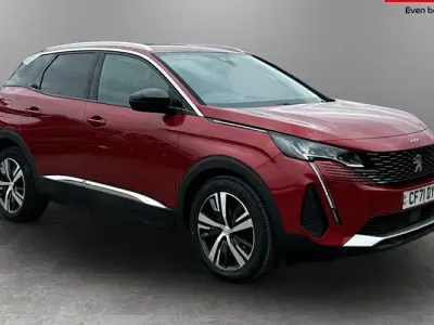 Używany Peugeot 3008 Allure Premium 131 KM (96 kW) 2022 SUV