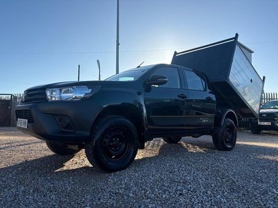 Green Used 2018 Toyota HiLux Active Pickup | £22,995 (Expensive)