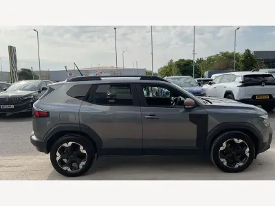 Used Dacia Duster Extreme 130 HP (95 kW) 2025 Grey SUV