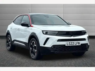 Used Vauxhall Mokka SRi 128 HP (94 kW) 2022 White SUV