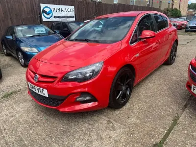 Used Vauxhall Astra Edition 2015 Red Hatchback