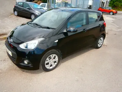 Used Hyundai i10 SE 87 HP (63 kW) 2015 Black Hatchback
