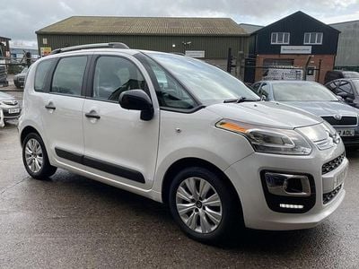 Used Citroën C3 Picasso PureTech 2016 White MPV