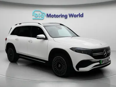 Käytetty Mercedes EQB300 AMG line 165 kW (225 HP) 2023 Katumaasturi