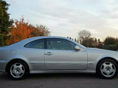 used Mercedes CLK230 Avantgarde 2dr Tip Auto 2.3