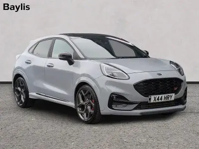 Używany Ford Puma ST 196 KM (144 kW) 2023 Szary SUV