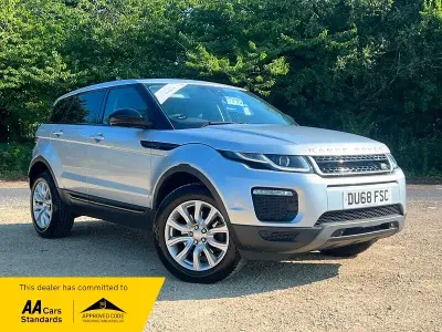 Used Land Rover Range Rover evoque SE 2018 Silver Estate