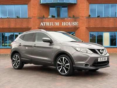 Used Nissan Qashqai S 130 HP (95 kW) 2015 Grey SUV