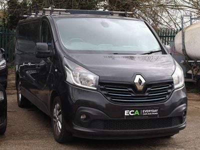 Used Renault Trafic 2016 Black MPV