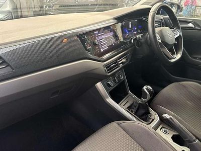 Begagnad VW Polo Life 80 HK (58 kW) 2022 Blå Halvkombi