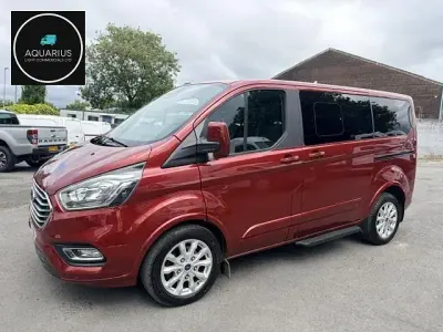 Used Ford Tourneo Custom Titanium 128 HP (94 kW) 2021 Red Van