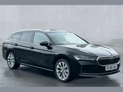 Nuevo Skoda Superb SE L 150 CV (110 kW) 2026 Negro Familiar
