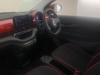 Used Fiat 500e Red 85 kW (116 HP) 2023 Grey Hatchback