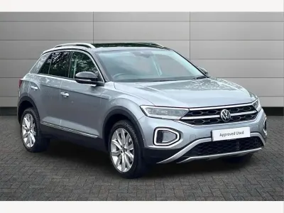 Begagnad VW T-Roc Style 110 HK (80 kW) 2023 Silver SUV