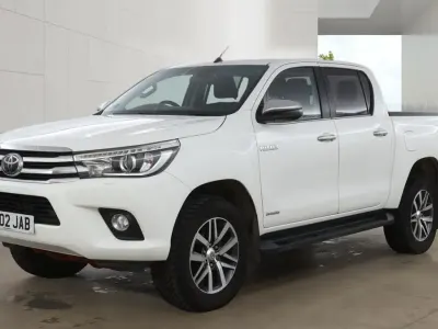 Begagnad Toyota HiLux 150 HK (110 kW) 2020 Vit Pickup